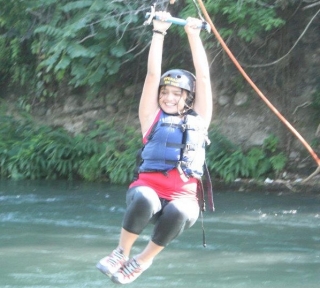 Vuela en el rio